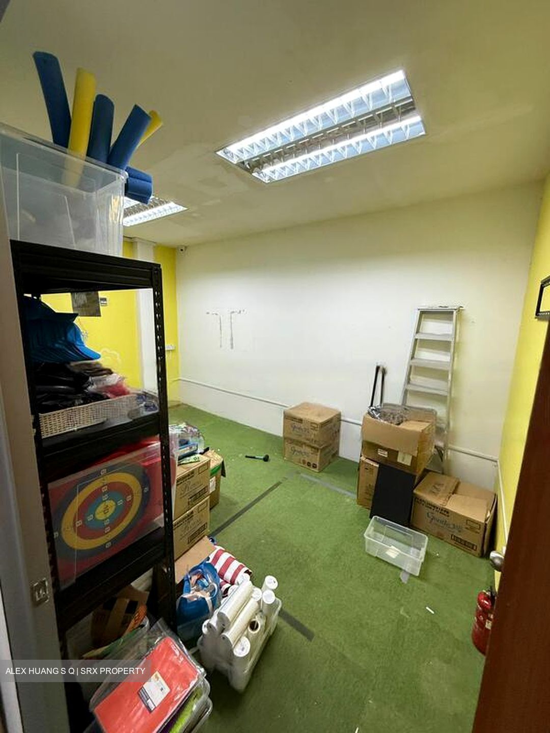 Joo Chiat Road (D15), Office #472477401